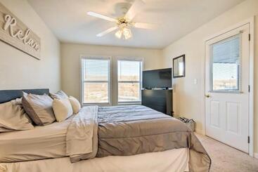 شقة فندقية Waterfront Condo With Boat Slip!