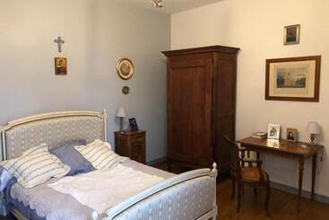 مبيت وإفطار Logis De La Coudraye