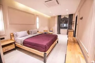 Hotel Raghav Vilas
