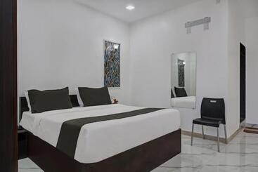 Pensionat Fabhotel Atharva Executive