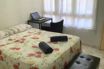 Pensione Quarto Confortável Perto De Tudo 03
