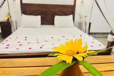 ペンション Sunset Resort   Tangalle