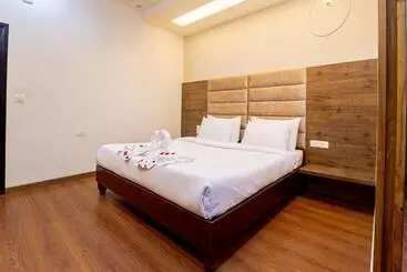 Hotel Pink Mango A Boutique