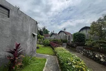 Otel Belvilla Darshana Bali Zoo