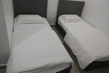 בית מלון כפרי Oyo 90953 Song 99