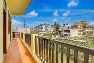 Hotel O Sky Inn Residency