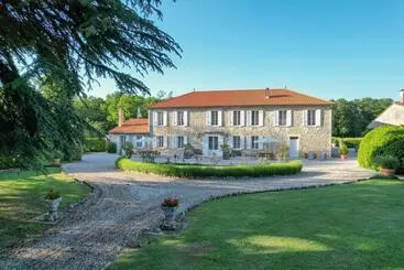Bed and Breakfast Domaine De Laguneaussan