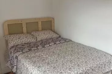 تختخواب و صبحانه Sanandros Airbnb