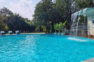 Giovanni Village Resort