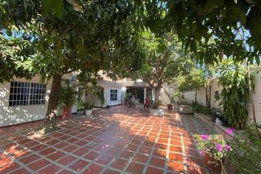 Pensionat Casa Vecina Hostal