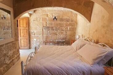 Pensione Soluna Boutique Guesthouse