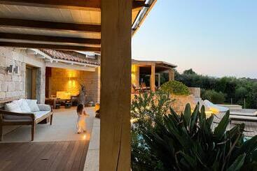 بنسيون Villa Elvira Camera Deluxe Ortensia