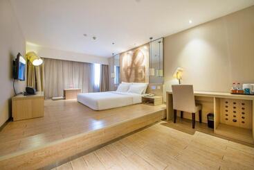 Victoria Hotel   Foshan Ancestral Temple Subway Station