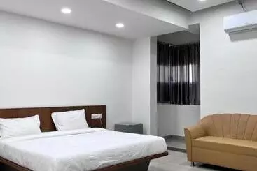Hotel Kanha Inn