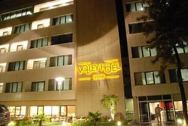Hotel Pi̇etra Volley
