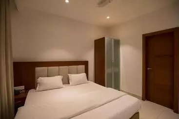 Le Mars Hotel Ladan