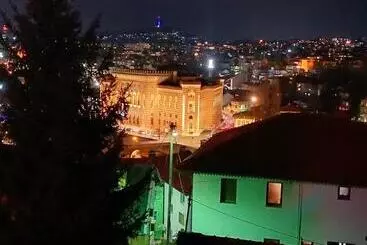 پانسیون Himber Rooms