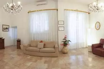 Hotel I 4 Assi