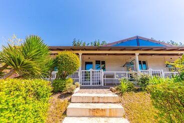 هتل Kompleksi Aljoma