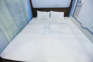 فندق Surfside Retreat Weligama