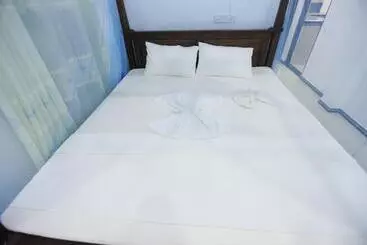 Hotel Surfside Retreat Weligama