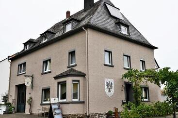 Pension Weingut Peter Barzen