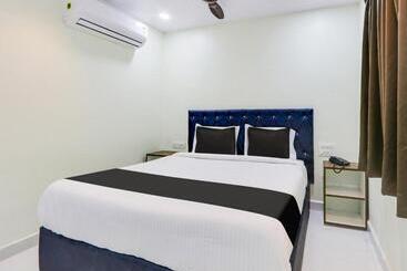 Hotell Collection O Sri Narmada Grand