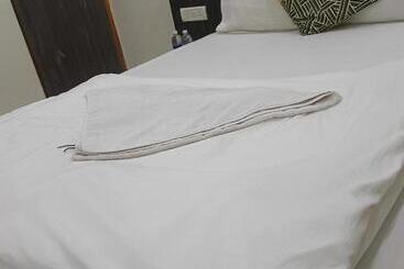 Szálloda Paradise Inn