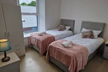 הוסטל Trivia House