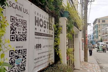 Crossroads Hostel Manila