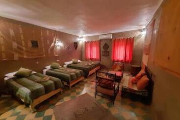 ベッドアンドブレックファースト Maison Merzouga Guest House