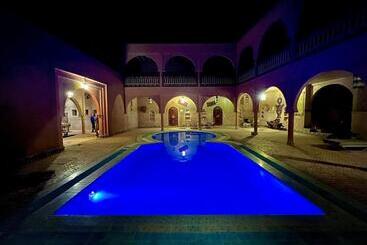 تختخواب و صبحانه Maison Merzouga Guest House