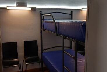 Albergue Monterrey   Hostel