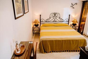 Bed & Breakfast La Casa Carlota