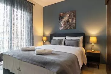 アパートホテル Anesis Suites