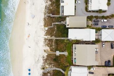 Dom wiejski Marlin By Avantstay Beachfront Mansion W/ 10 Bdrs & Multiple Living Spaces & Kitchens!