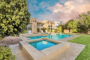 Mökkimajoitus Painted Sand By Avantstayluxe Design In Coachella