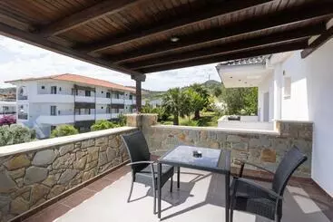 هتل آپارتمان Villa Helga Exotic