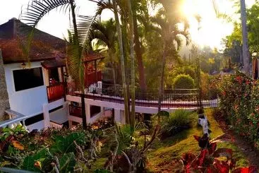 تختخواب و صبحانه Villa Celeste Estate