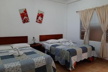 هتل Explore Lodge