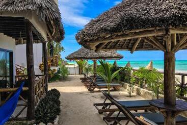 Курорт Jambiani White Sands Bungalows