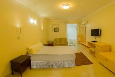 Shangri La Hotel Muyenga