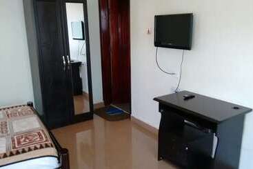 United Motel Entebbe