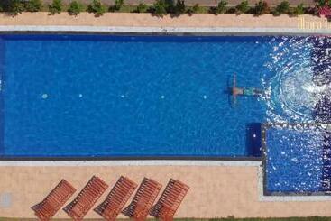 هتل Atara Lagoon Kalpitiya