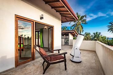 Жильё для туристов Dorian Guest House And Restaurant