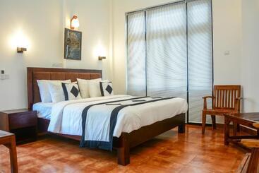 Villa Tissa Beach Resort