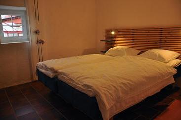 Hylteberga Gård Bed & Breakfast