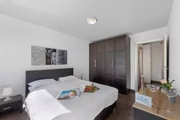 Appartements touristiques Art Apartment Happy Rentals