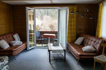 هتل Restaurant Stechelberg Bed & Breakfast