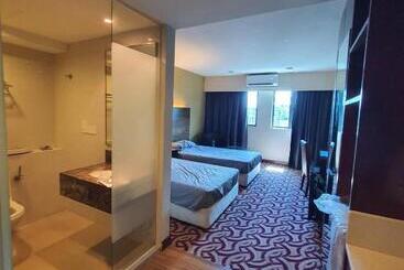 ホテル South China Sea Place Suites At Ming Garden, Near Imago, Sutera Avenue Kk